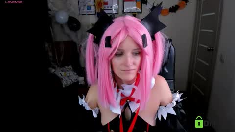 Fran online show from October 31, 2025, 5:36 pm