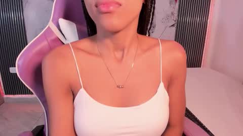 Laura online show from February 19, 2026, 7:32 pm