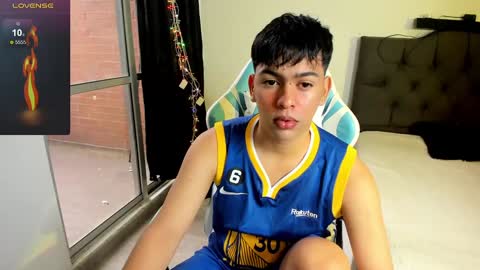 Snapshot of franco_rizzo01 chatting on December 3, 2024, 9:23 pm frank online show from December 3, 2024, 9:23 pm