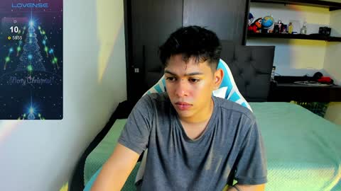 Snapshot of franco_rizzo01 chatting on December 8, 2024, 7:54 pm frank online show from December 8, 2024, 7:54 pm