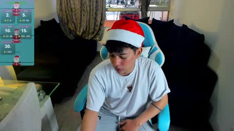 Snapshot of franco_rizzo01 chatting on December 26, 2024, 9:15 pm frank online show from December 26, 2024, 9:15 pm