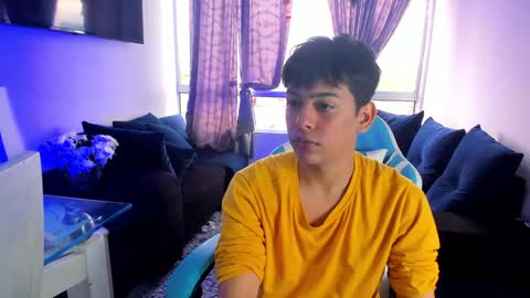 Snapshot of franco_rizzo01 chatting on January 2, 2025, 7:40 pm frank online show from January 2, 2025, 7:40 pm