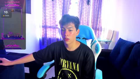 Snapshot of franco_rizzo01 chatting on January 20, 2025, 3:18 pm frank online show from January 20, 2025, 3:18 pm