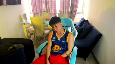 Snapshot of franco_rizzo01 chatting on January 31, 2025, 8:54 pm frank online show from January 31, 2025, 8:54 pm