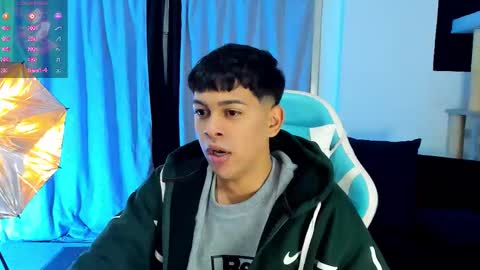 Snapshot of franco_rizzo01 chatting on October 26, 2025, 4:40 am frank online show from October 26, 2025, 4:40 am