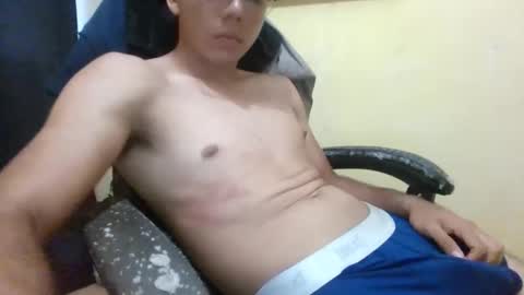 frank_04102597 online show from June 6, 2026, 12:38 am