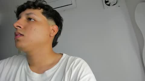 Snapshot of frank_castiglioni chatting on March 3, 2025, 1:10 am Castiglioni online show from March 3, 2025, 1:10 am