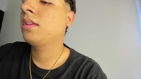 Snapshot of frank_castiglioni chatting on March 3, 2025, 10:10 pm Castiglioni online show from March 3, 2025, 10:10 pm