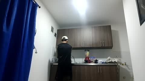 frankdanielsmolano online show from July 3, 2026, 3:24 am