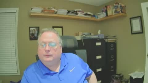 Snapshot of frankie6207 chatting on February 23, 2025, 7:33 am frankie6207 online show from February 23, 2025, 7:33 am