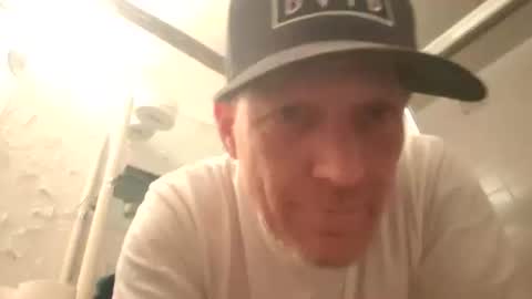 Famous Blue Eyes online show from April 6, 2026, 6:25 am