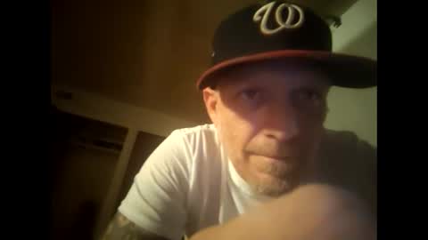 Famous Blue Eyes online show from April 15, 2026, 9:38 am