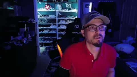 frankievw9 online show from October 8, 2025, 4:54 am