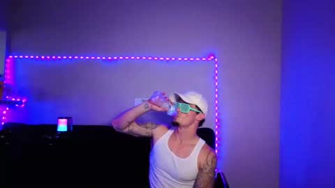 Franco online show from November 12, 2025, 1:50 am