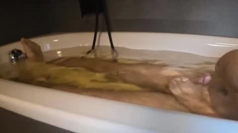 franky84 online show from February 18, 2026, 12:12 pm