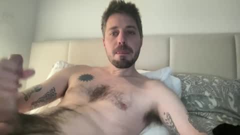 Snapshot of frankybiiig chatting on January 20, 2025, 3:28 pm thegoodandbiiig online show from January 20, 2025, 3:28 pm