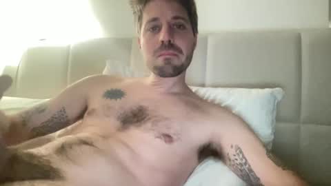 Snapshot of frankybiiig chatting on January 23, 2025, 9:50 pm thegoodandbiiig online show from January 23, 2025, 9:50 pm