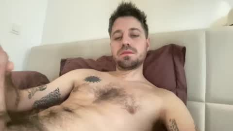 Snapshot of frankybiiig chatting on February 8, 2025, 8:31 am thegoodandbiiig online show from February 8, 2025, 8:31 am