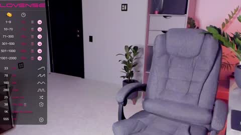 Frann online show from February 3, 2025, 9:07 pm