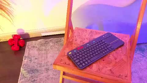 Snapshot of fransheskarossi_ chatting on July 11, 2026, 11:35 am Fransheska online show from July 11, 2026, 11:35 am