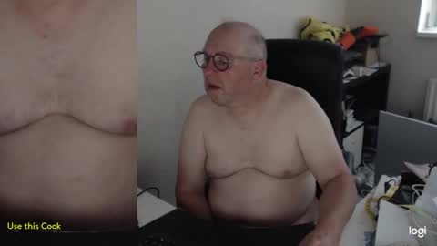 Snapshot of fransje_ chatting on May 9, 2026, 6:35 pm Fransje online show from May 9, 2026, 6:35 pm