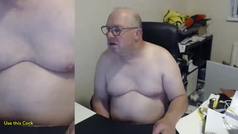 Snapshot of fransje_ chatting on May 18, 2026, 7:52 pm Fransje online show from May 18, 2026, 7:52 pm