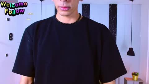 Snapshot of franvill_trato chatting on September 22, 2025, 7:05 pm Franvill trato online show from September 22, 2025, 7:05 pm
