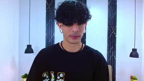 Snapshot of franvill_trato chatting on September 27, 2025, 7:30 pm Franvill trato online show from September 27, 2025, 7:30 pm