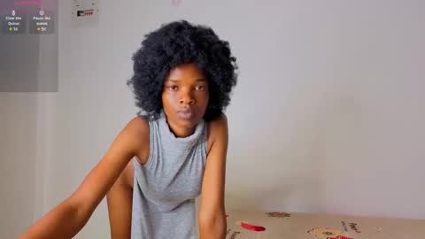 Snapshot of freakky_nessa chatting on November 13, 2025, 6:23 am Nessa-Independent model online show from November 13, 2025, 6:23 am