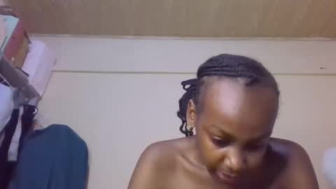 Snapshot of freaky_beauty chatting on June 9, 2026, 9:48 pm freaky_beauty online show from June 9, 2026, 9:48 pm