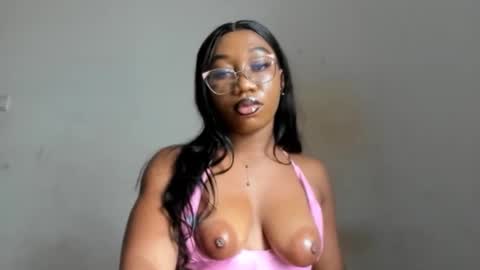 Freaky ebonygirl online show from September 25, 2025, 7:01 am
