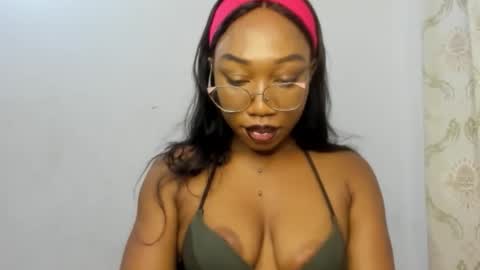 Freaky ebonygirl online show from September 29, 2025, 5:56 am