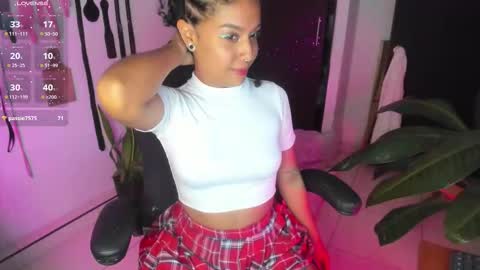 Lia Gomez online show from December 20, 2025, 11:45 pm