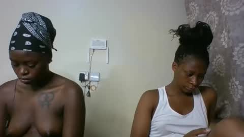 Freakies online show from November 30, 2025, 4:22 pm