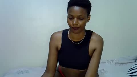 mia  online show from January 16, 2026, 8:35 pm