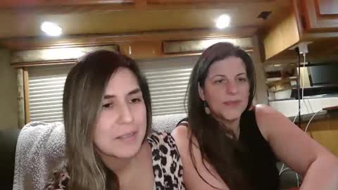 Snapshot of freckles4444 chatting on November 28, 2025, 6:16 am freckles4444 online show from November 28, 2025, 6:16 am