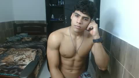 Esteban online show from October 10, 2025, 3:22 pm