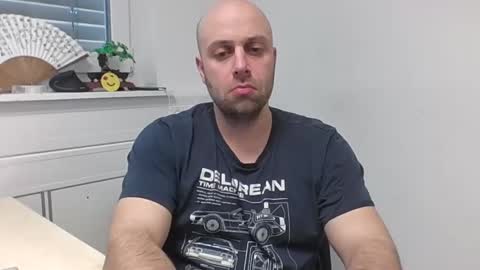 freddow online show from February 6, 2025, 2:26 pm