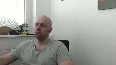 freddow online show from March 6, 2025, 10:09 am