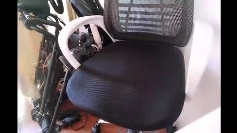 Freddylongo online show from November 21, 2025, 2:27 pm