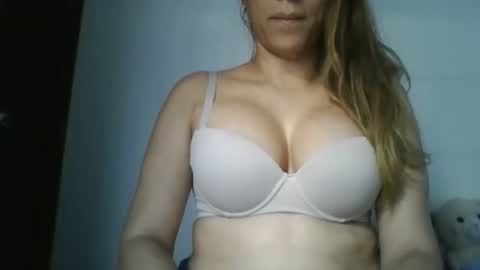 freddymar0109 online show from January 17, 2026, 7:17 pm