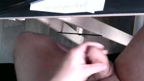 Snapshot of fredi382 chatting on November 24, 2025, 10:48 am Manix online show from November 24, 2025, 10:48 am