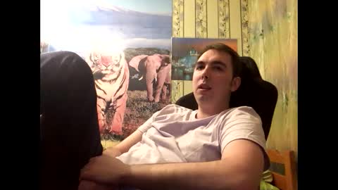 Snapshot of fredi_sweet chatting on February 1, 2025, 3:50 pm Fredi online show from February 1, 2025, 3:50 pm