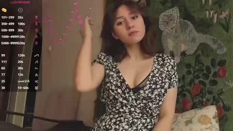 Mia online show from April 22, 2026, 8:28 am