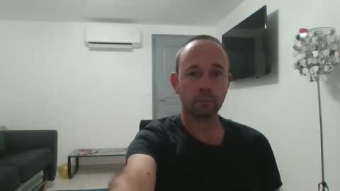 fredodu41 online show from October 29, 2025, 4:42 pm