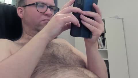 Snapshot of fredrik386959 chatting on January 17, 2025, 4:04 pm Fredrik online show from January 17, 2025, 4:04 pm