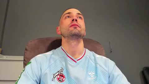 Andrew online show from November 23, 2025, 2:11 am