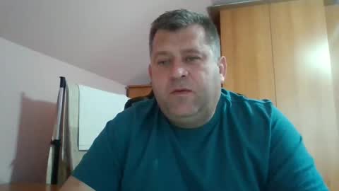 freeboy80180 online show from December 27, 2024, 8:13 am