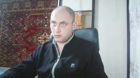 freeeman90 online show from May 17, 2026, 7:43 pm