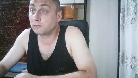 freeeman90 online show from June 17, 2026, 6:42 pm